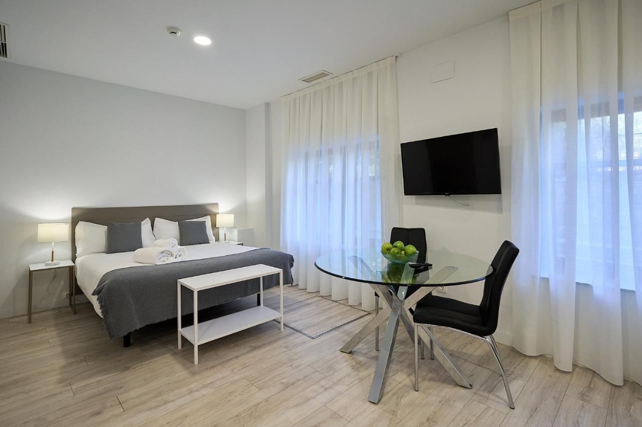 Ines Luna Suites Salamanca Bagian luar foto