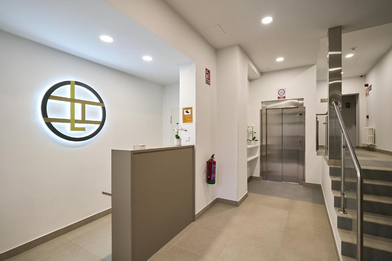 Ines Luna Suites Salamanca Bagian luar foto