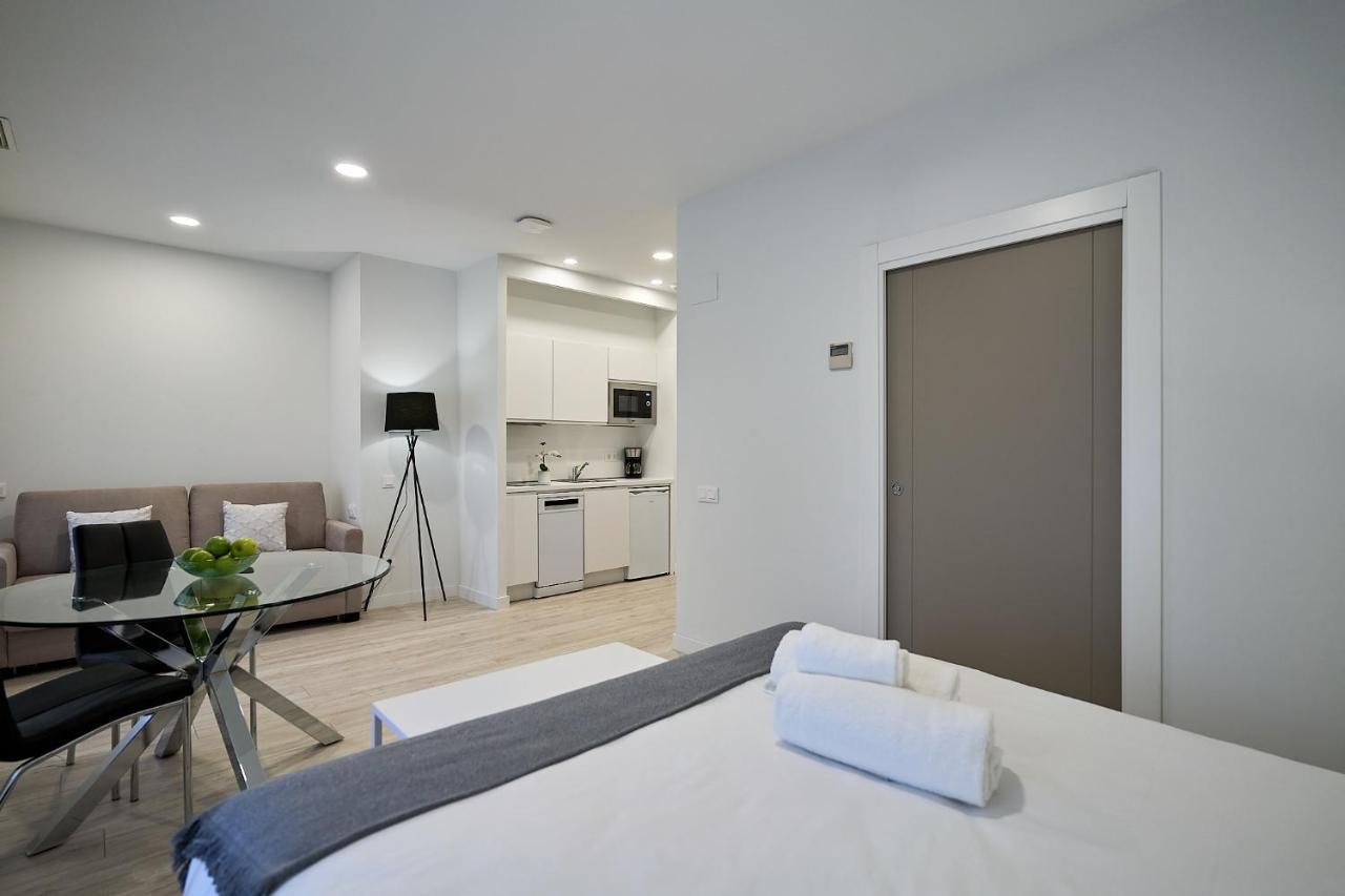 Ines Luna Suites Salamanca Bagian luar foto